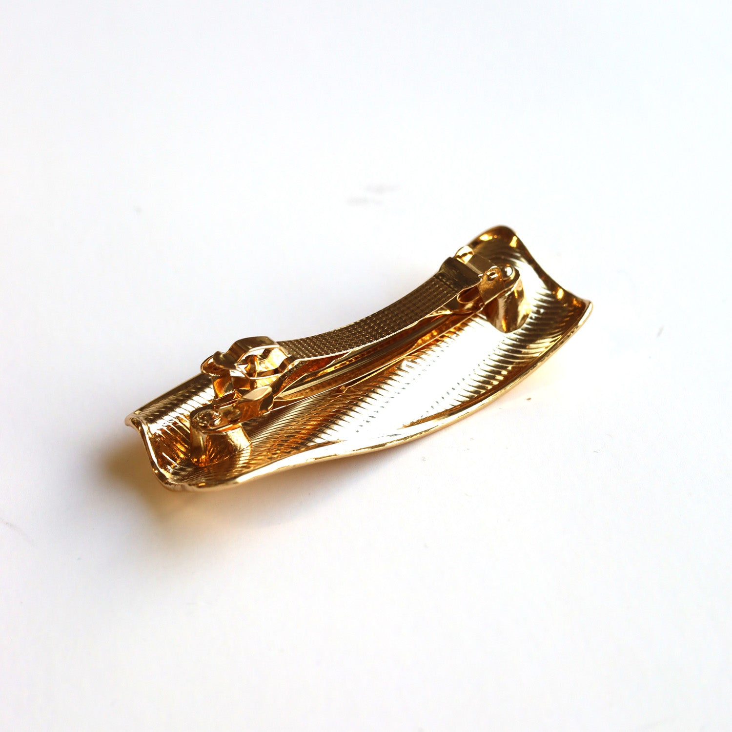 Ludi metallic hair clip