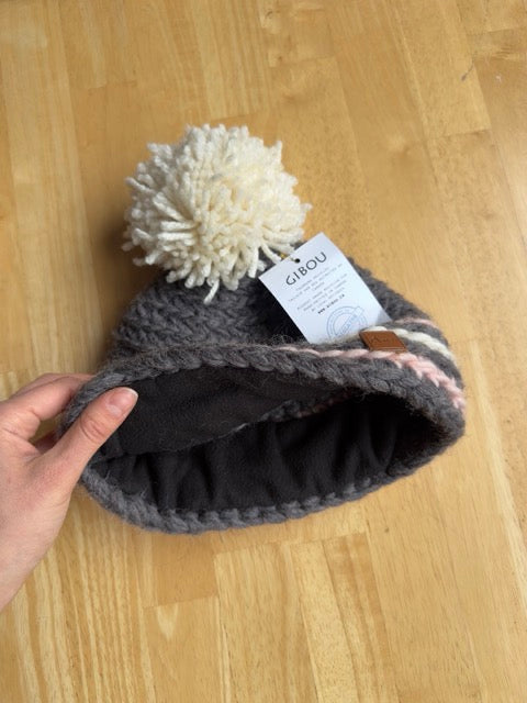 Échantillon - Tuque classique tricotée à la main