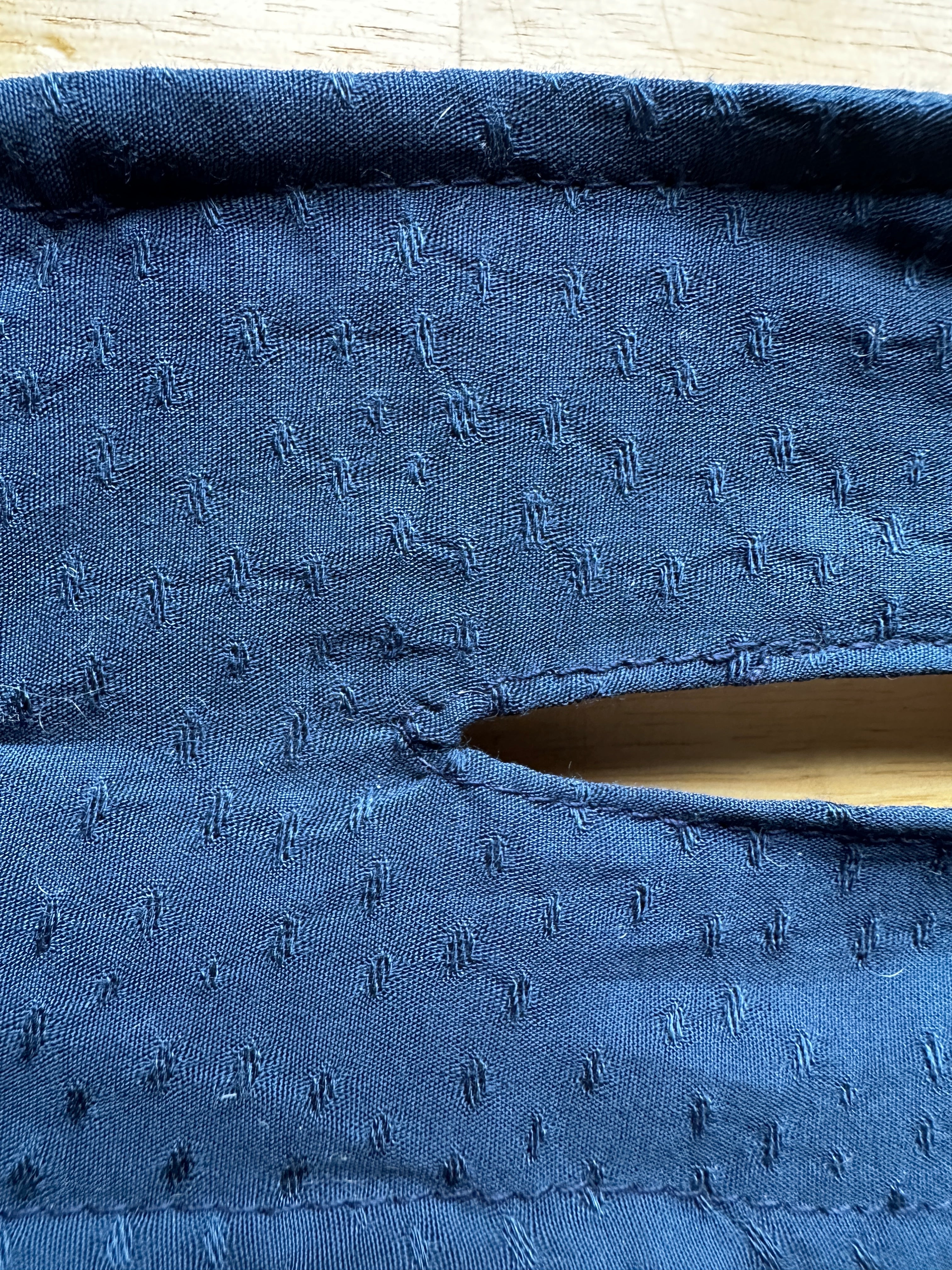 Imparfait - Chignon bleu marin