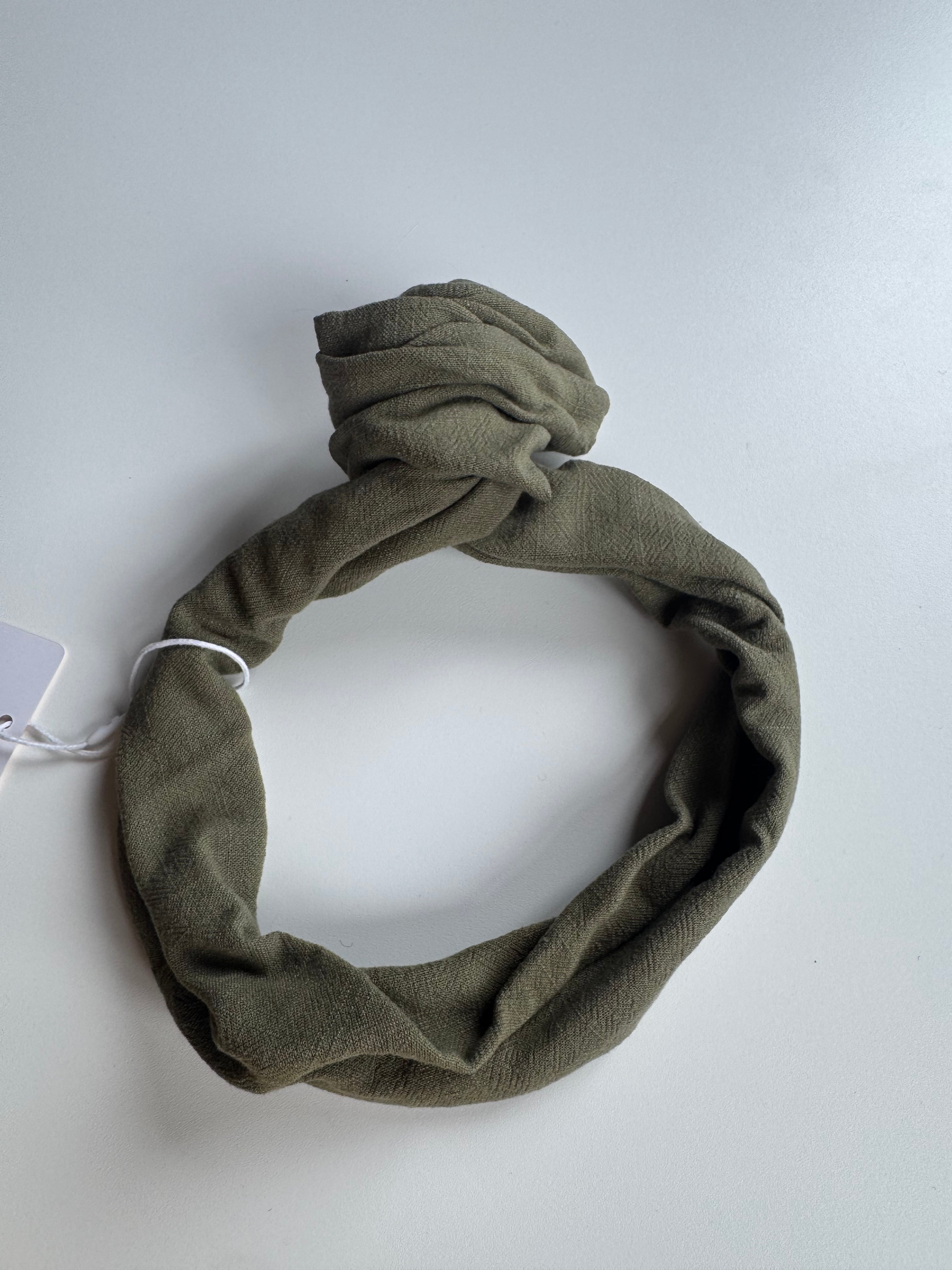 Échantillon - Bandeau large à torsader vert olive