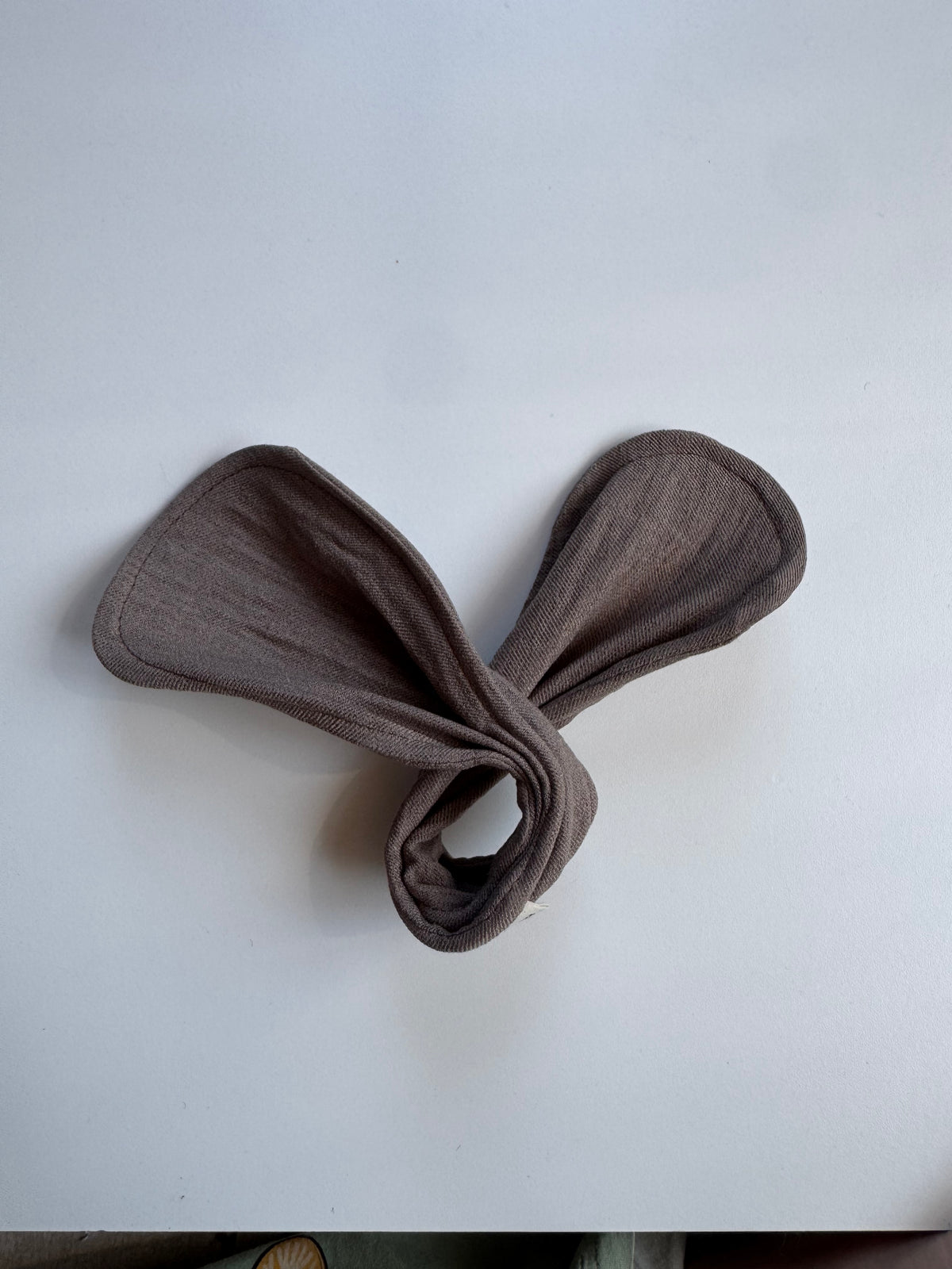 Échantillon - Accessoire à chignon jumbo taupe