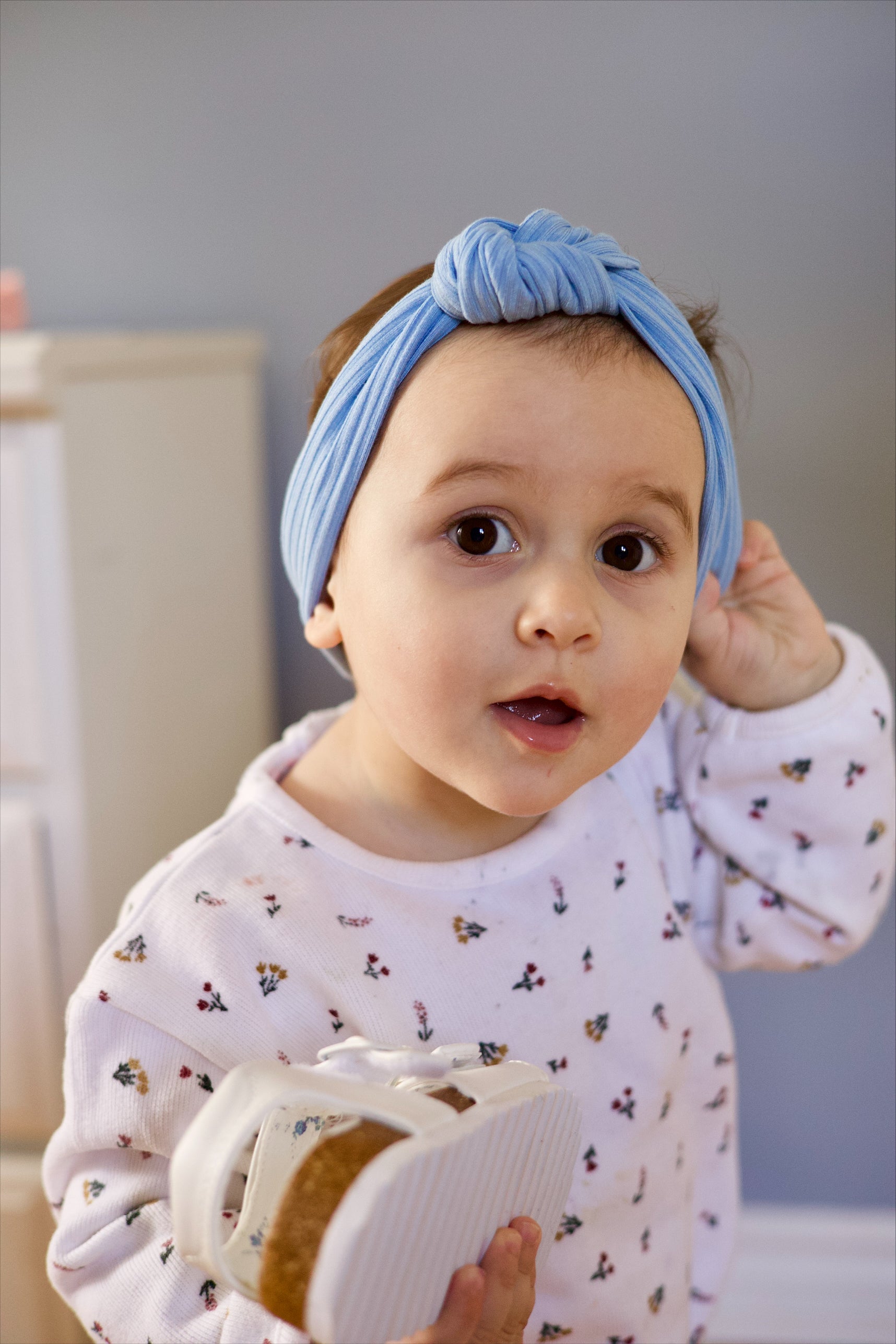 Échantillon - Bandeau noué en bambou jaune pour bébé