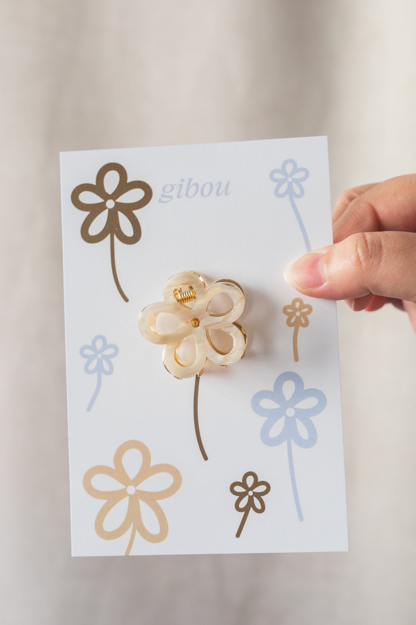 Petite pince à cheveux en fleur
