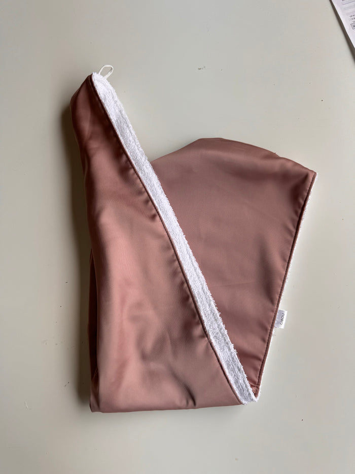 Échantillon -  Serviette en bonnet pour les cheveux / Sample - Towel Head Wrap