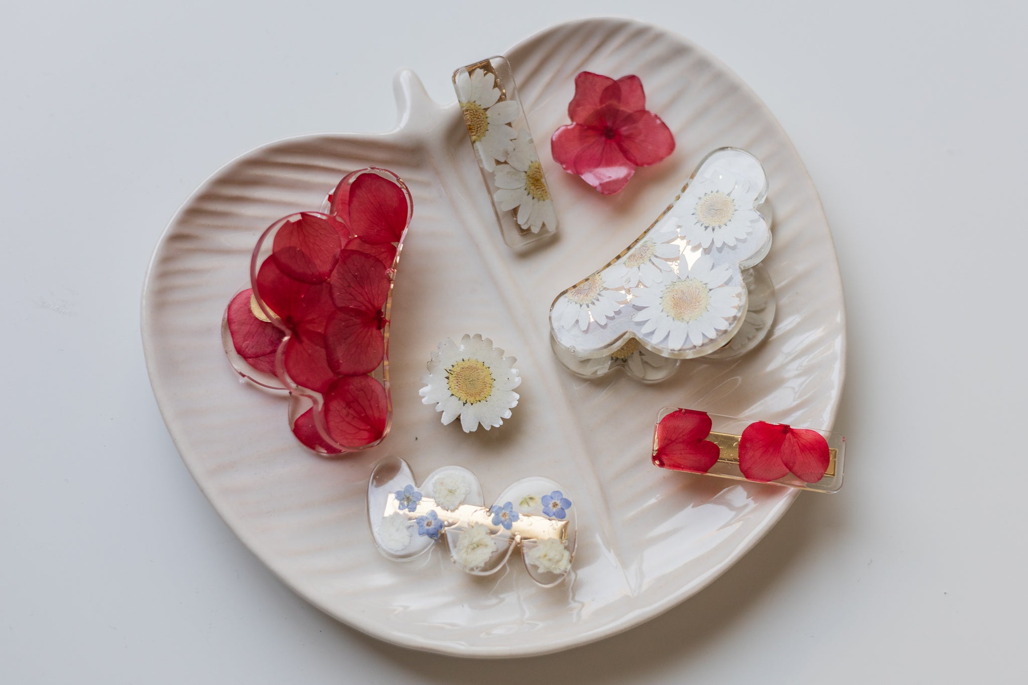 Barrette ondulée avec fleurs séchées