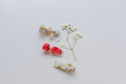 Barrette droite avec fleurs séchées