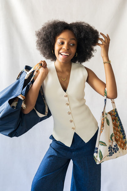 Multifunctional shoe bag