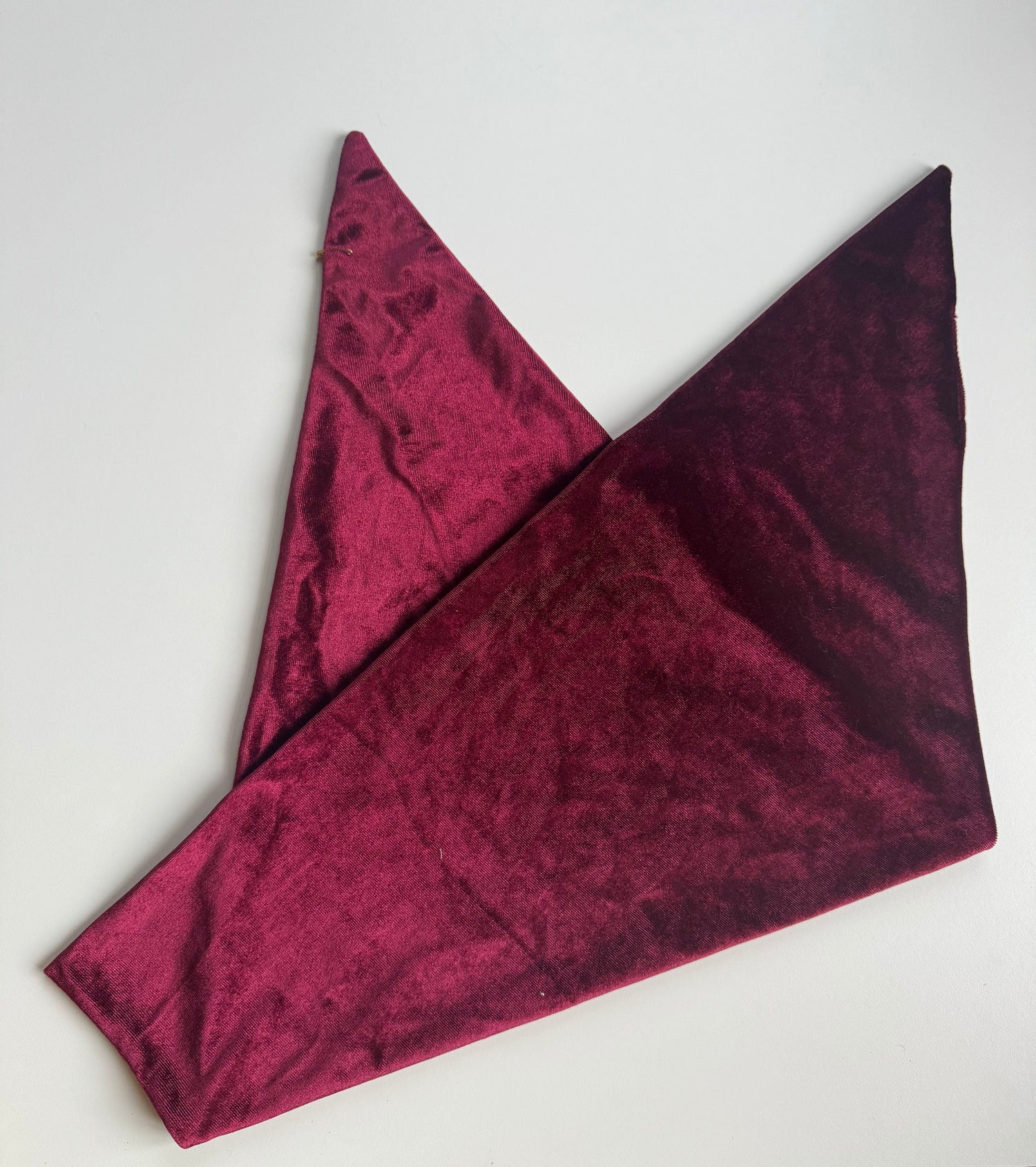 Échantillon - Bandana triangle rouge velours