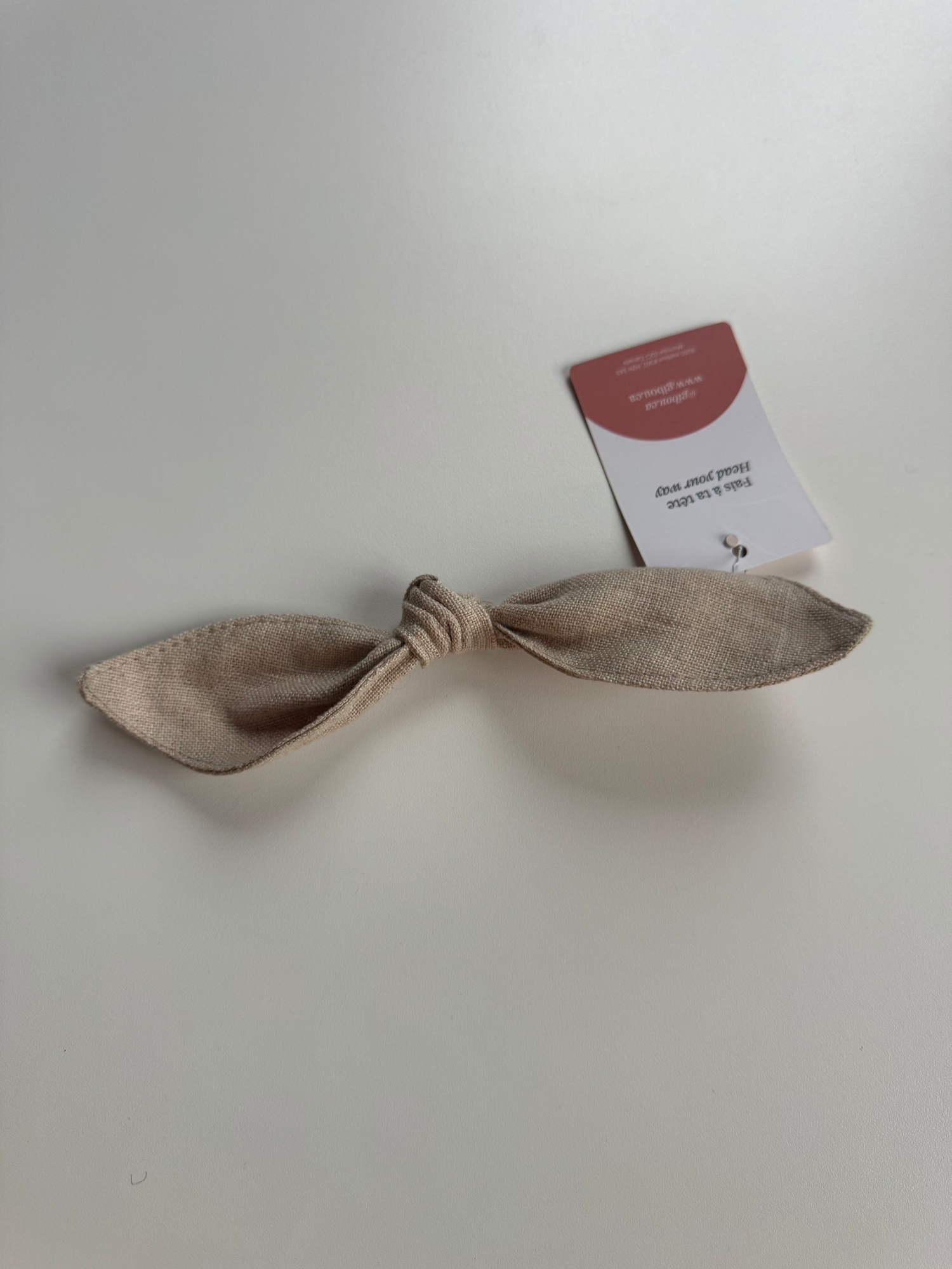 Sample - Faux leather curly hair clip