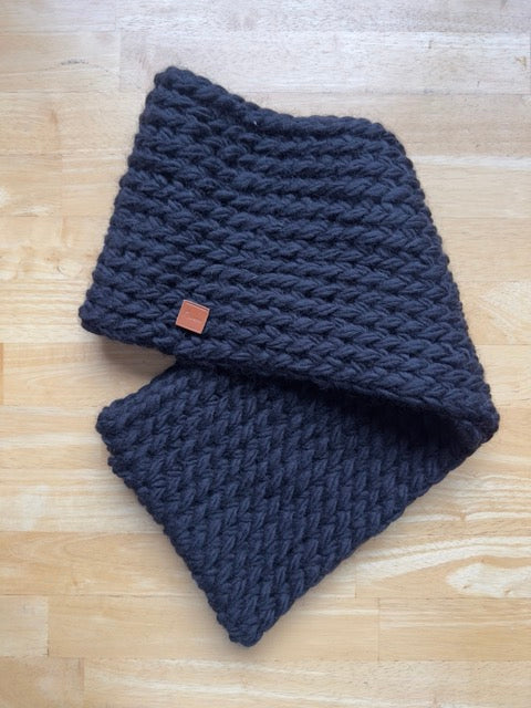 Échantillon - Col cache-cou tricoté à la main