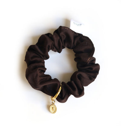 Mini scrunchie with charm