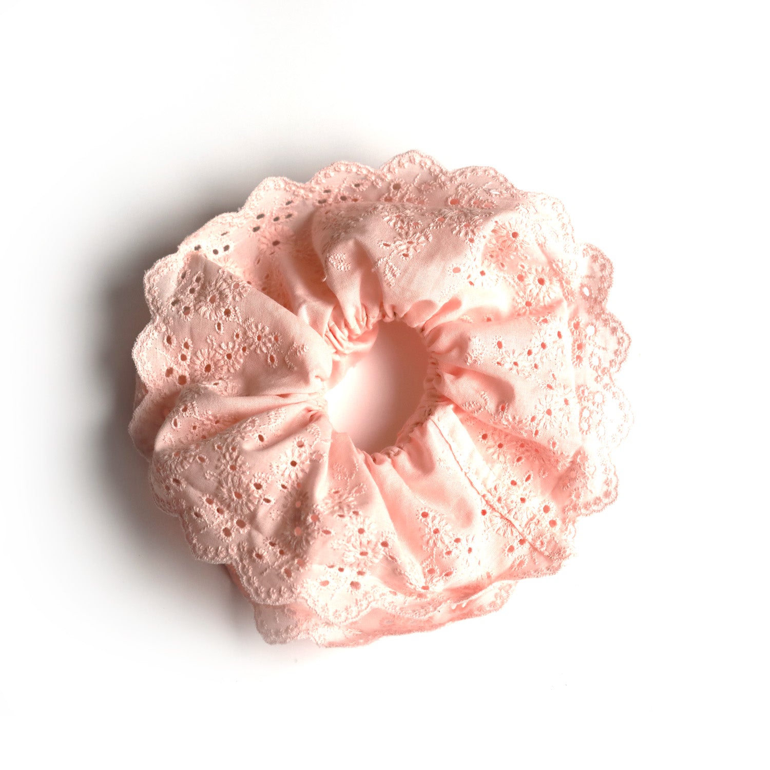 Chouchou broderie anglaise