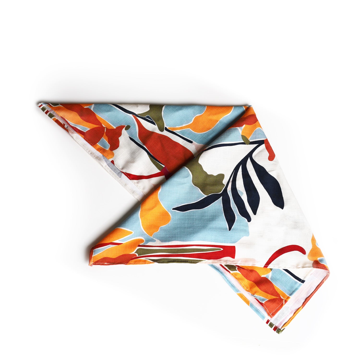 Multifunctional scarf