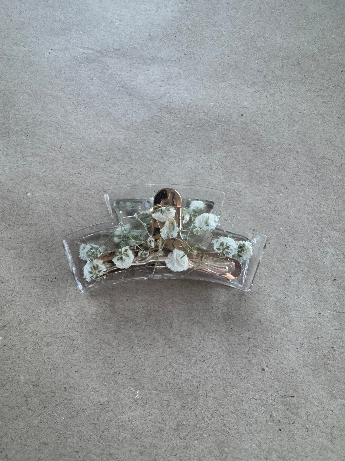Imparfait - Pince en résine avec fleurs séchées