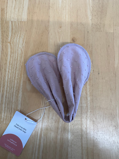 Imparfait - chignon vieux rose avec petite tache