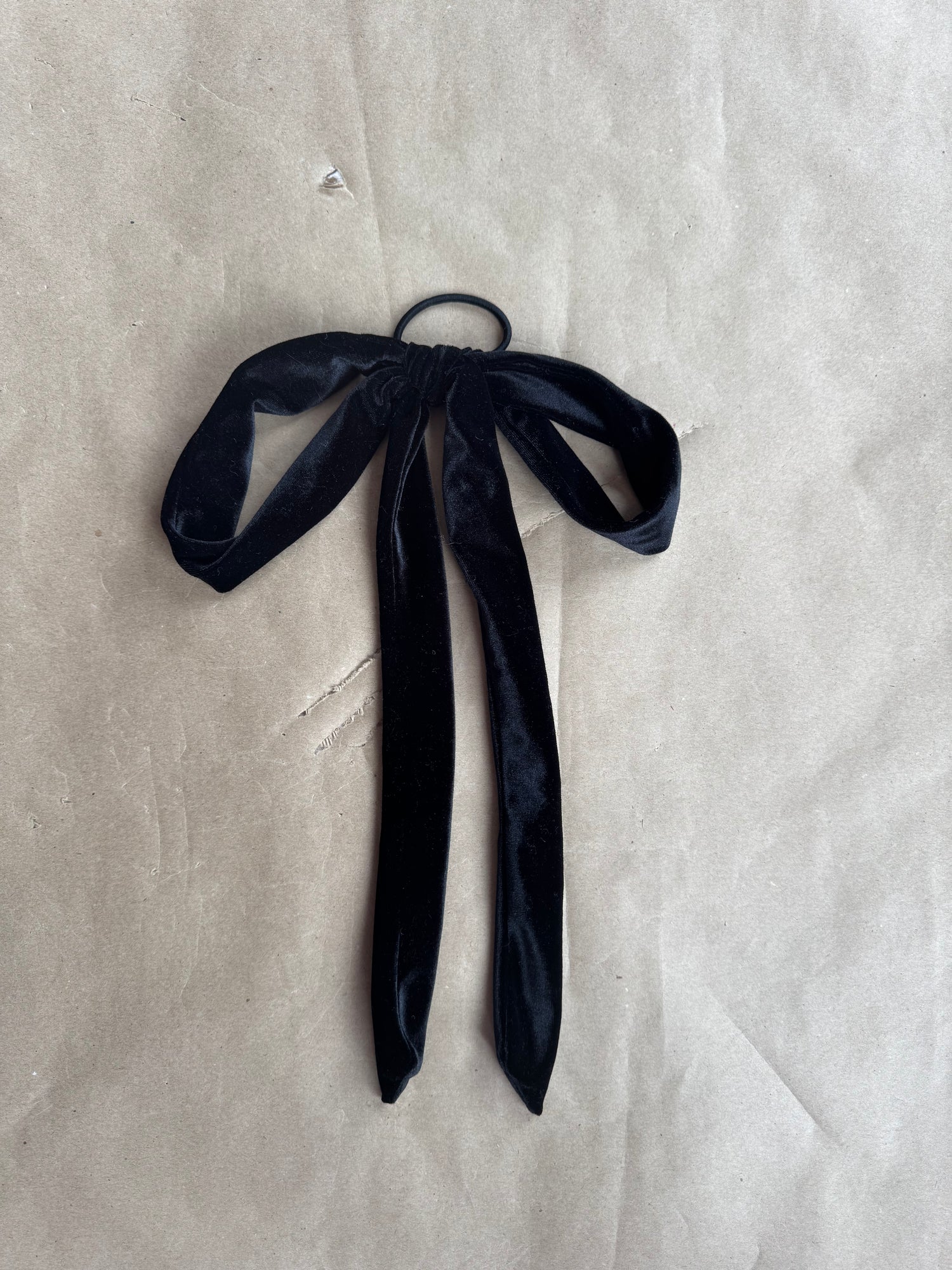 Échantillon - Boucle en velours noir