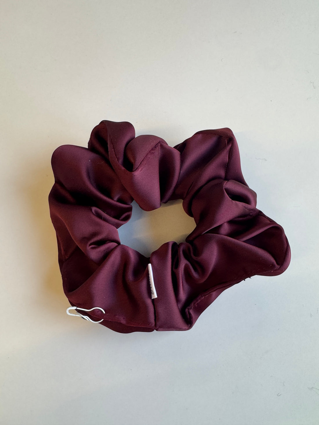 Imparfait - Chouchou large en satin prune