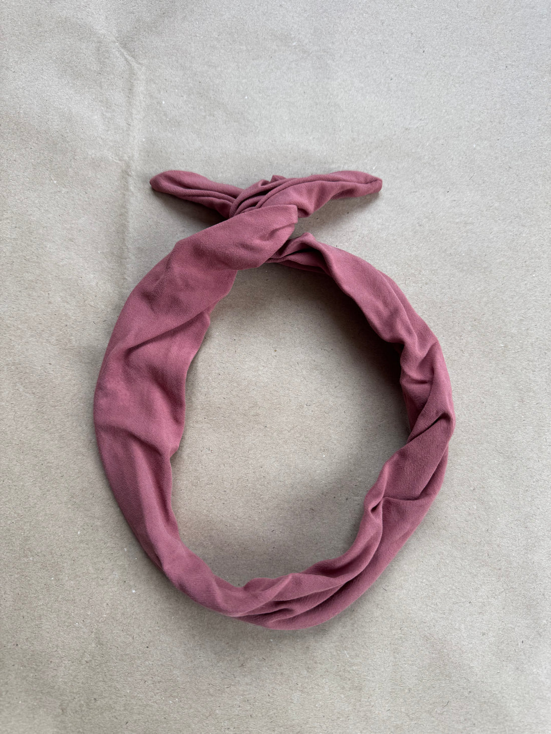 Échantillon - Bandeau à torsader framboise