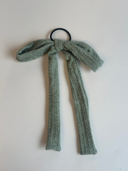 Loop on elastic with revalued fabrics