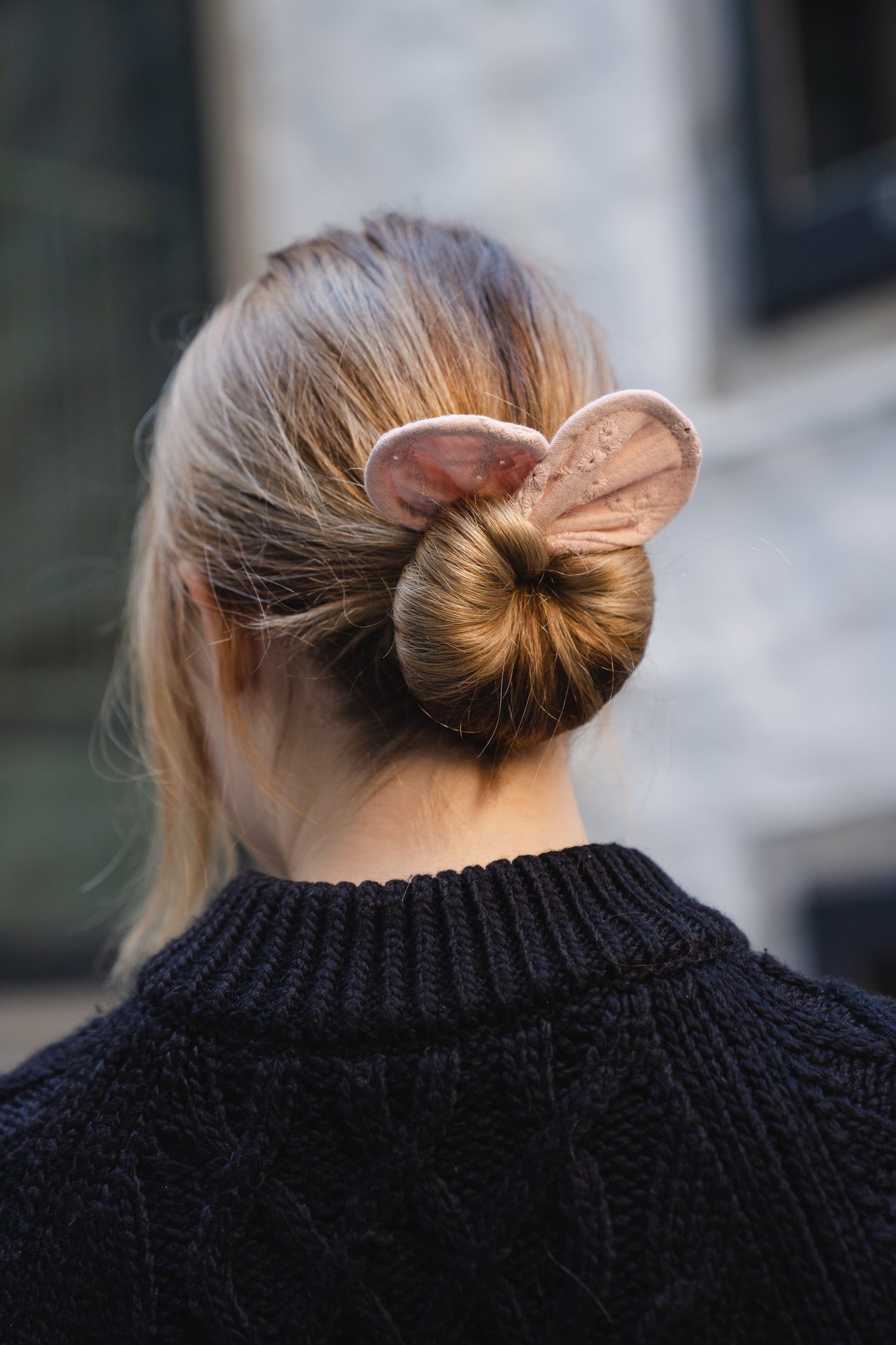 Échantillon - Chignon noir ancienne couleur