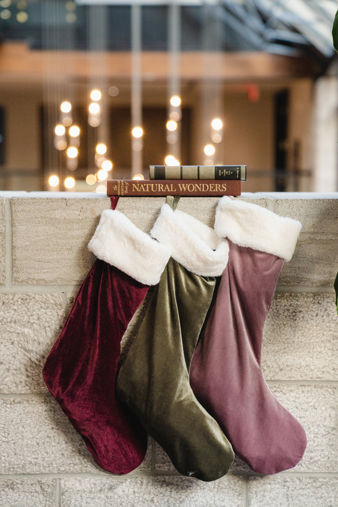 Bas de Noel en velours avec rebord ultra-doux / Velvet Christmas stocking with Extra-Soft Trim